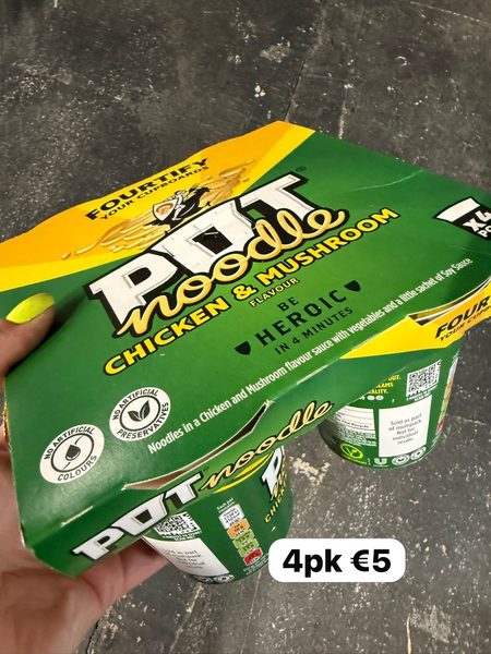 Pot Noodle Chicken & Mushroom 4pk